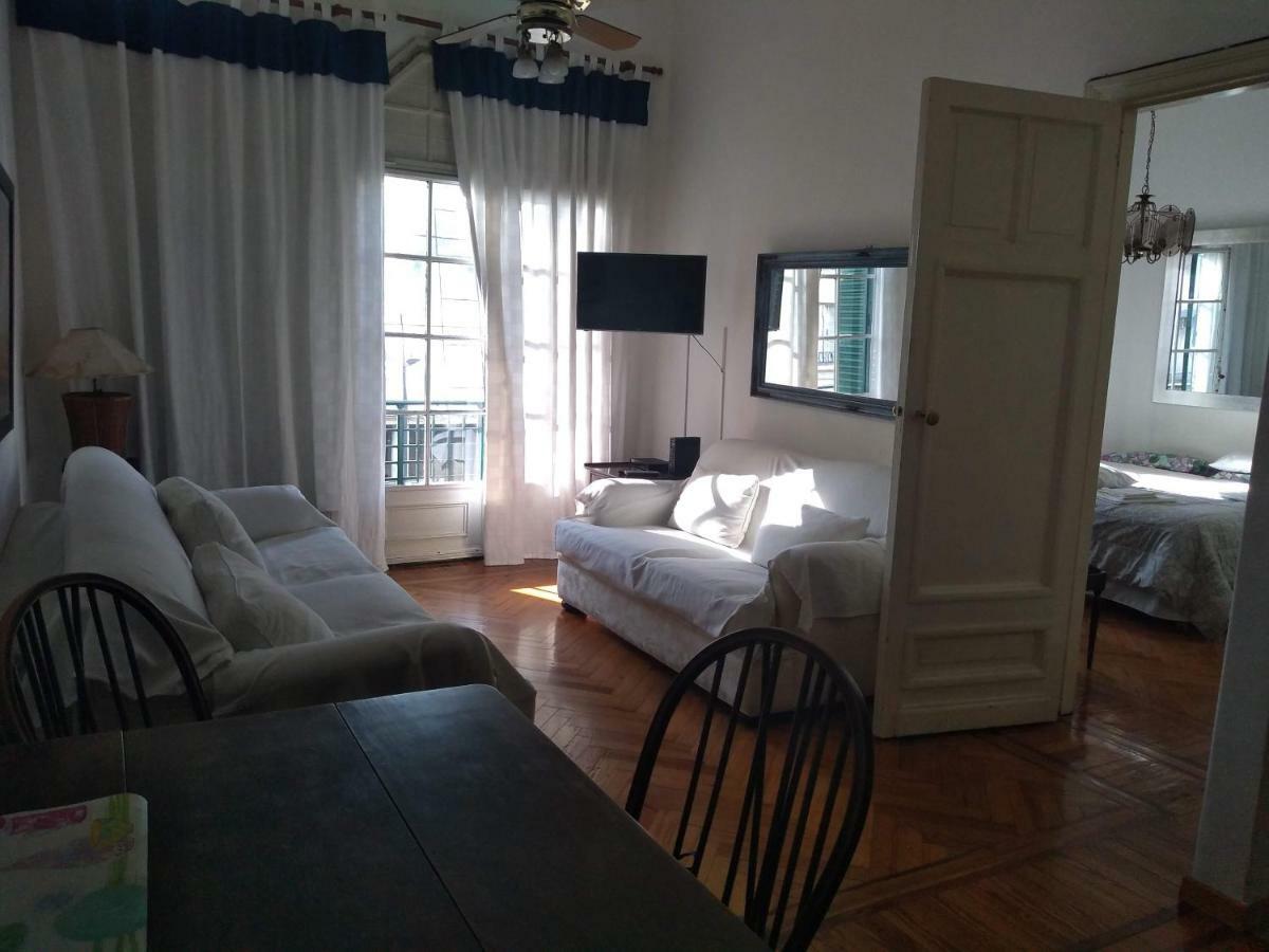 Corrientes Y Uruguay Appartement Buenos Aires Buitenkant foto
