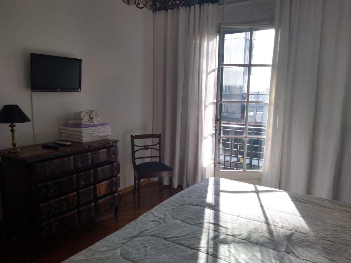 Corrientes Y Uruguay Appartement Buenos Aires Buitenkant foto